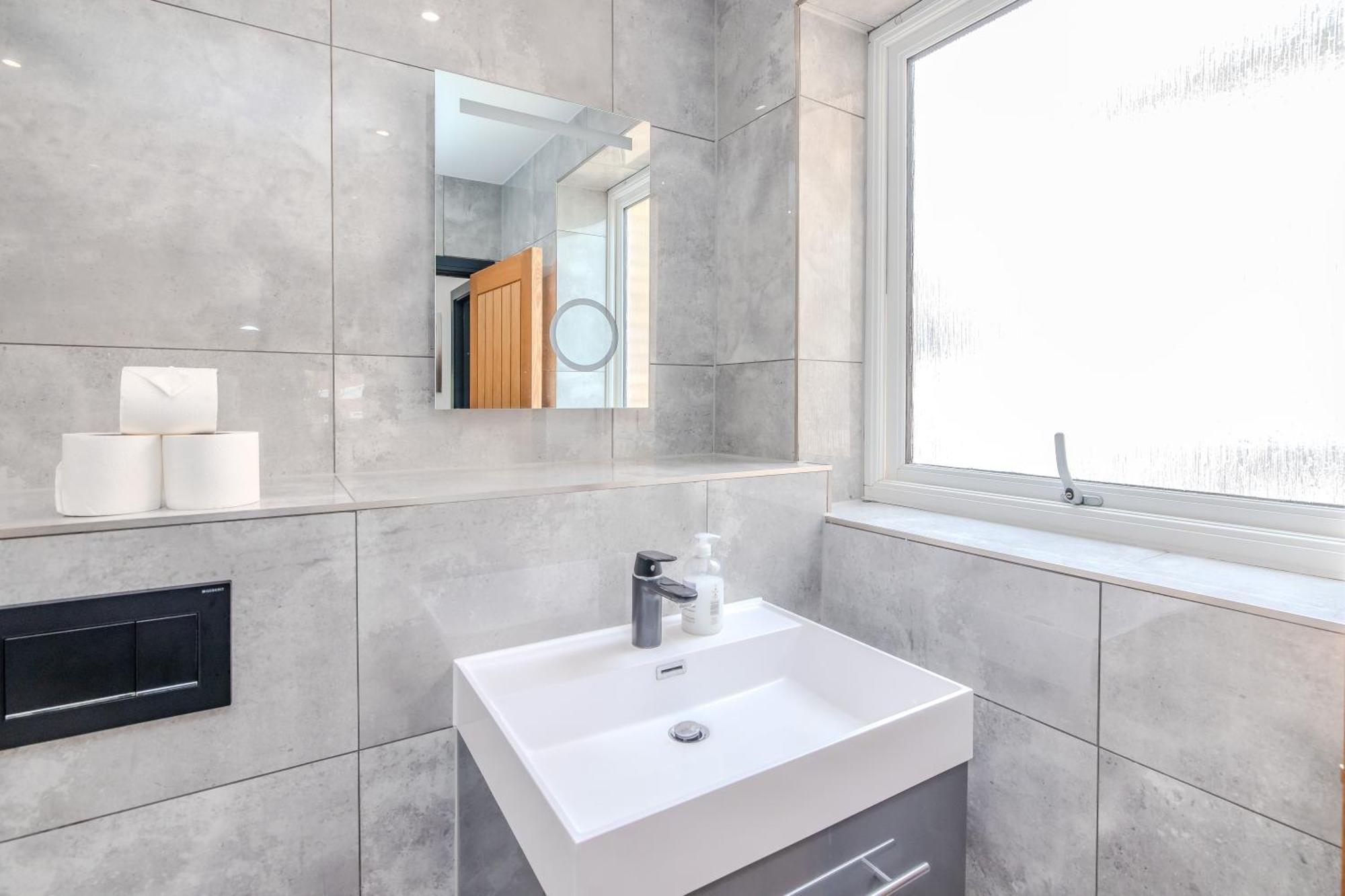Central 3 Bedroom Flat Bn340bwil Hébergement de vacances Hove